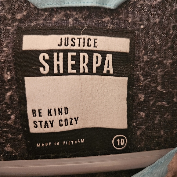 Girl's JUSTICE Sherpa fuzzy faux fur pullover with pockets size 10 - Picture 4 of 10